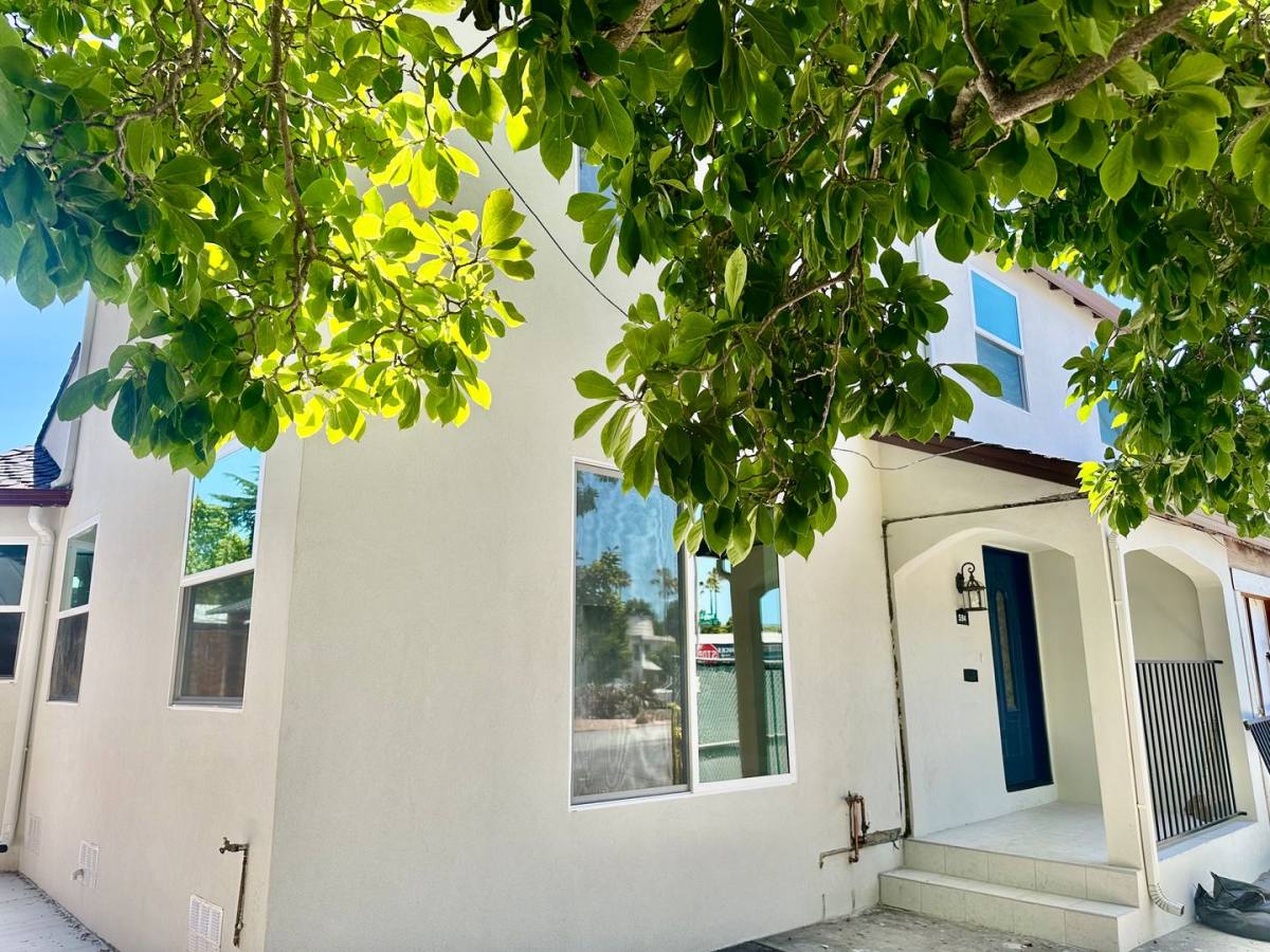 House for rent at 594 S Taaffe St, Sunnyvale, CA 94086