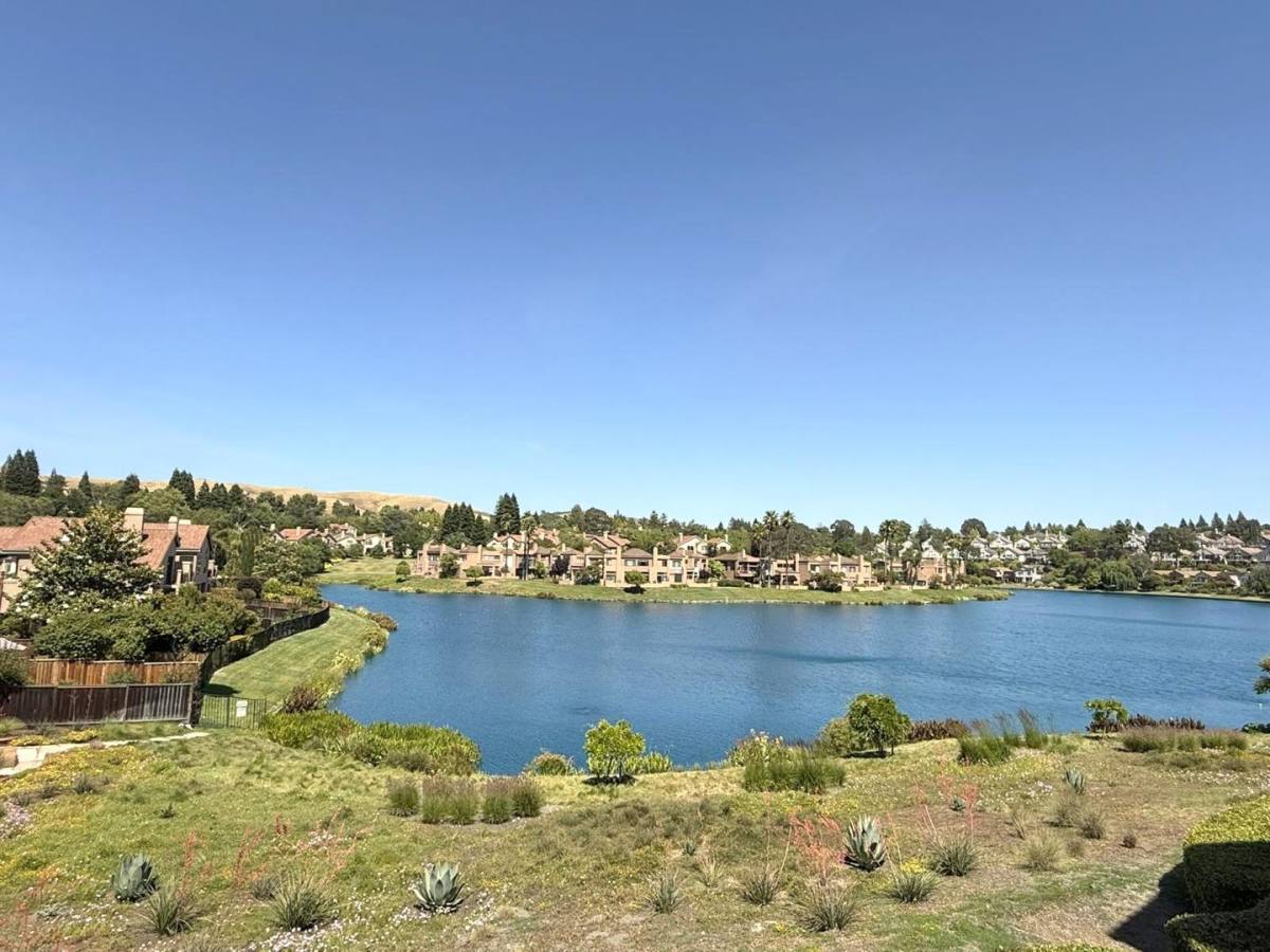 Condo for rent at 61 Eagle Lake Lane, San Ramon, CA 94582
