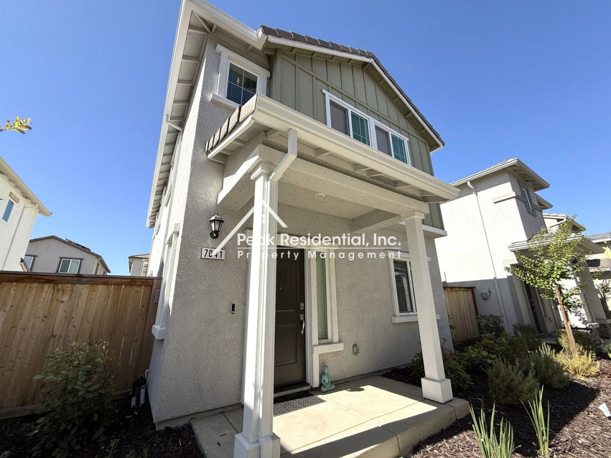 House for rent at 7041 Santa Venetia Place, Roseville, CA 95747