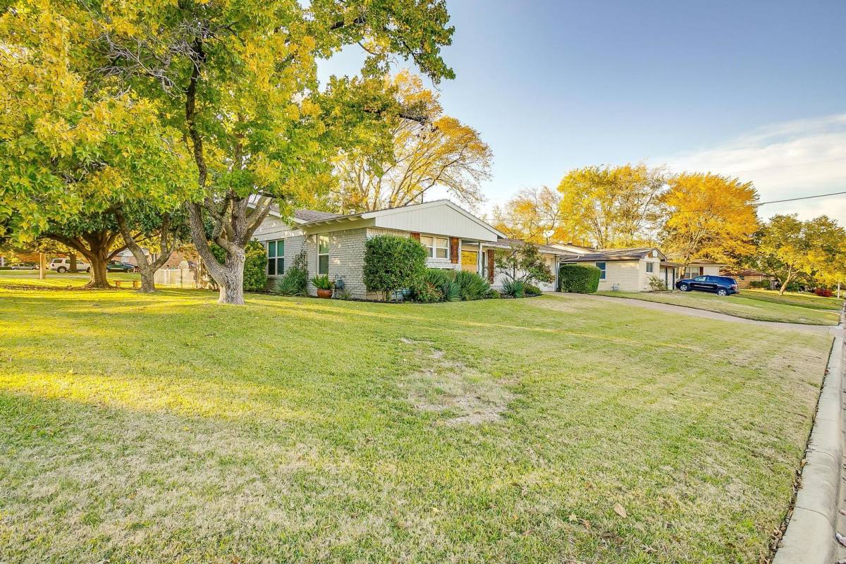 House for rent at 5328 Keswick Ave, Fort Worth, TX 76133