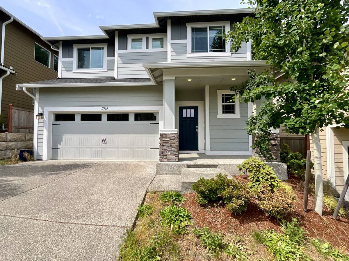 House for rent at 11909 9th Place SE, Lake Stevens, WA 98258