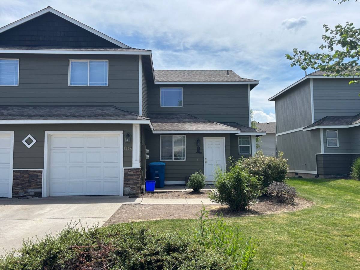 Apartment for rent at 1912 NW Larch Spur Court, Redmond, OR 97756