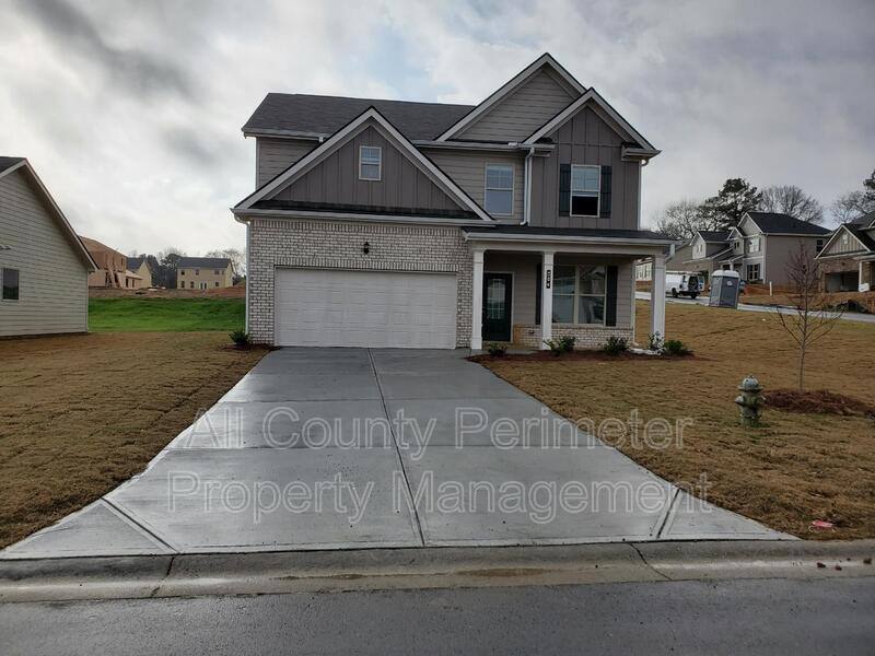 House for rent at 304 Cornwell Way, Calhoun, GA 30701