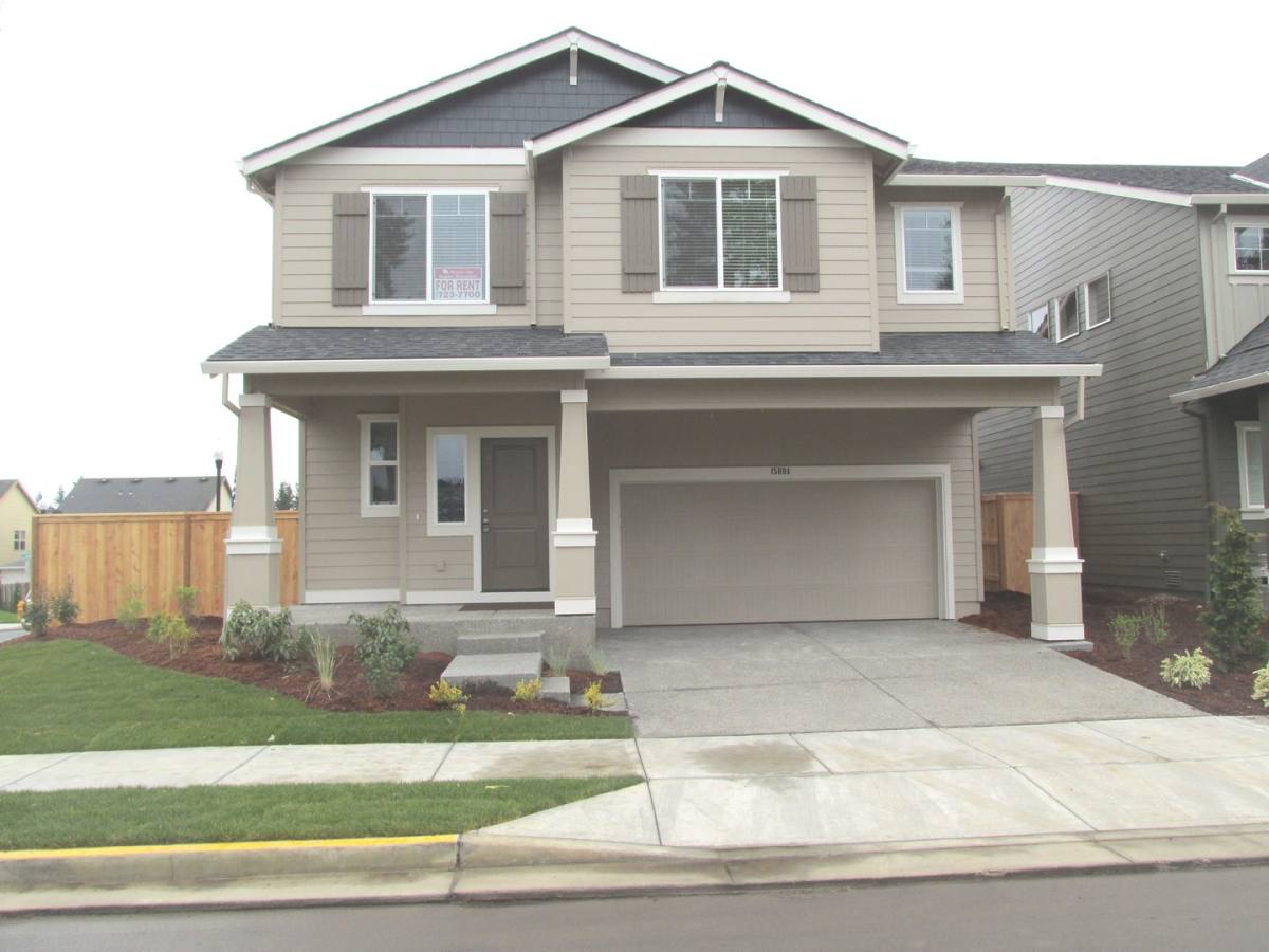 House for rent at 15094 SE Pomfret Rd, Clackamas, OR 97015