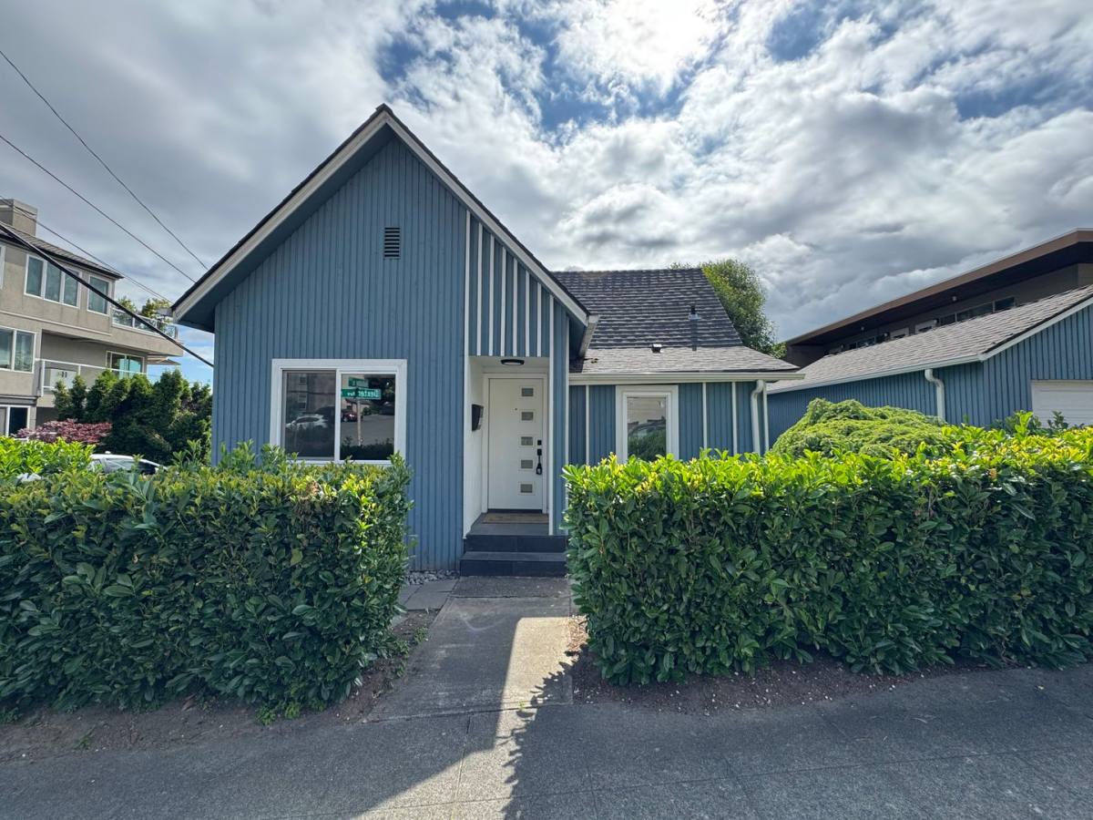 House for rent at 2490 Dexter Ave N, Seattle, WA 98109