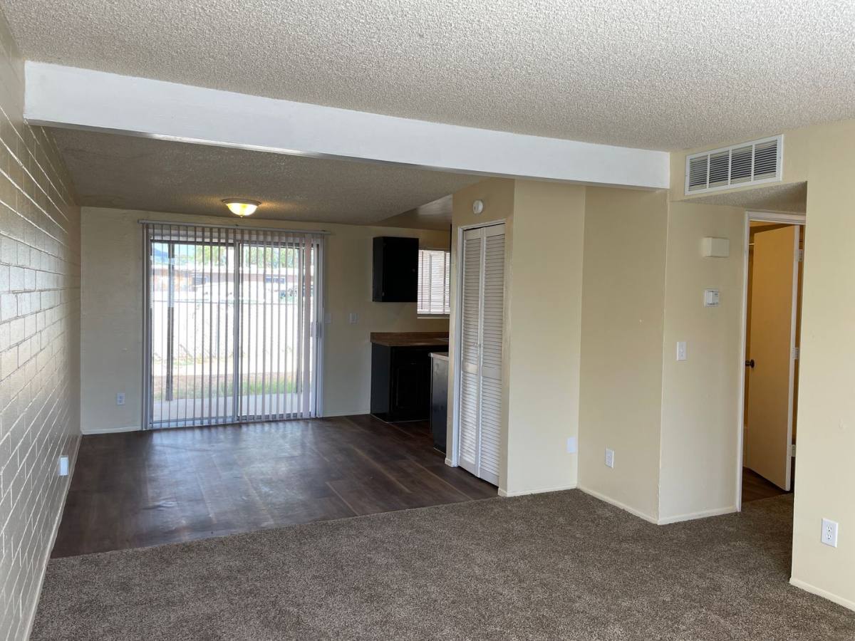 Townhouse for rent at 4131 S Queen Palm Dr, Tucson, AZ 85730