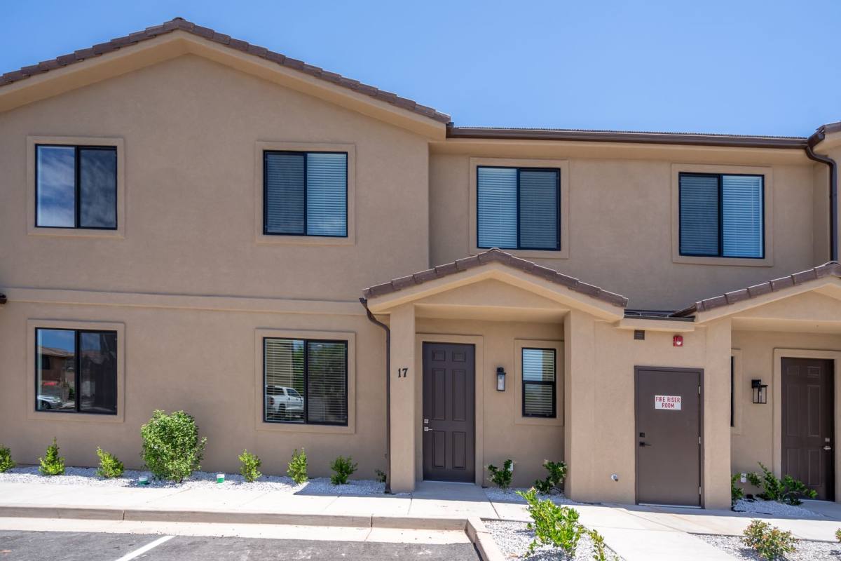 Townhouse for rent at 850 E 600 S, Saint George, UT 84770