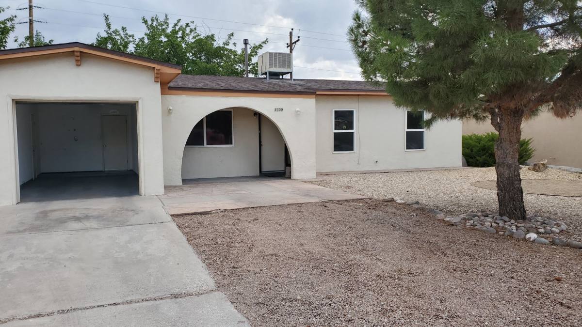 House for rent at 1309 Kilmer St, Las Cruces, NM 88001