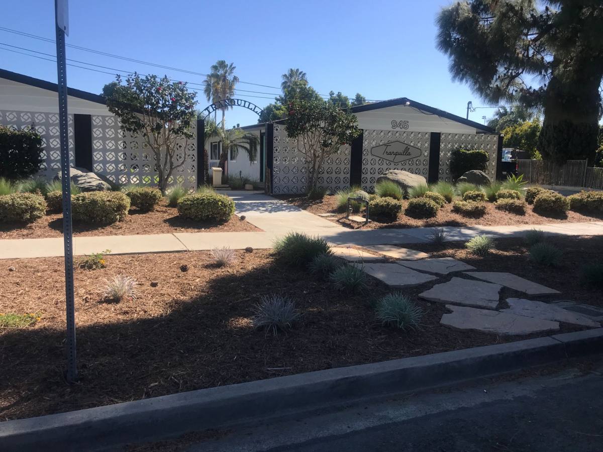 Apartment for rent at 945-983 Pine Ave, Carlsbad, CA 92008