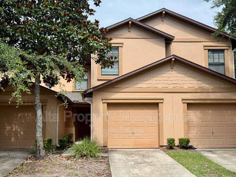 Townhouse for rent at 4680 Playschool Dr, Jacksonville, FL 32210