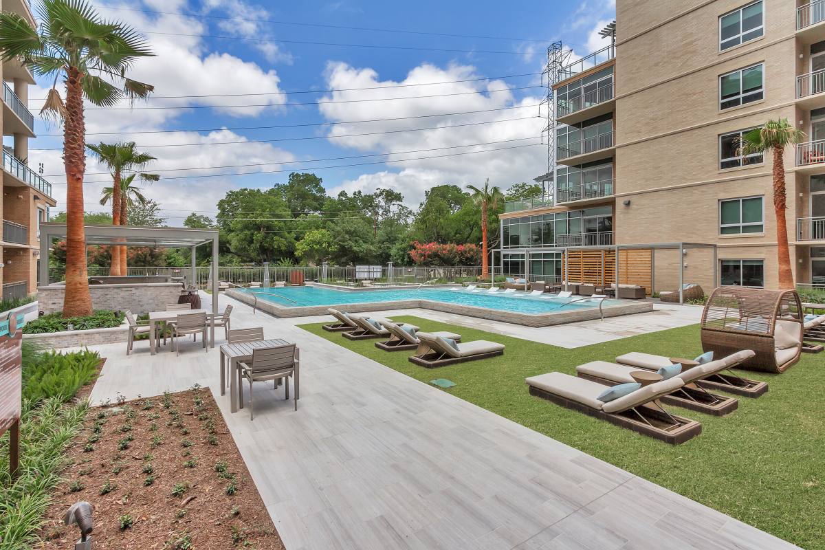 Apartment for rent at 4720 Cole Ave #C2-19, Dallas, TX 75205