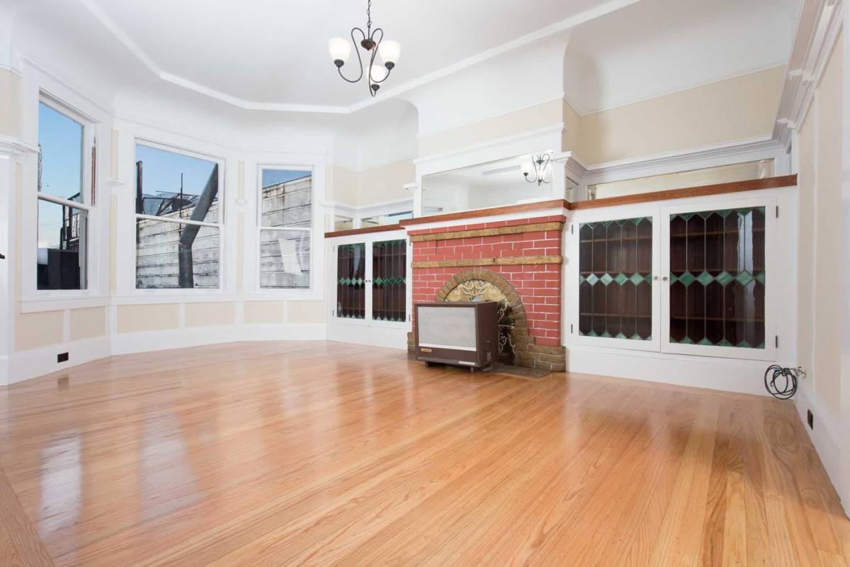 Apartment for rent at 453 S Van Ness Ave & 455, San Francisco, CA 94103