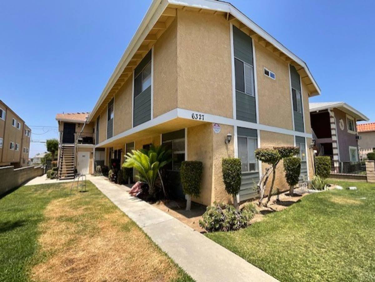 Apartment for rent at 6327 Newlin Ave, Whittier, CA 90601