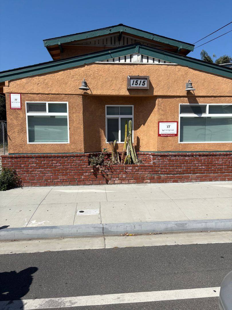 Apartment for rent at 1515 E Broadway, Long Beach, CA 90802