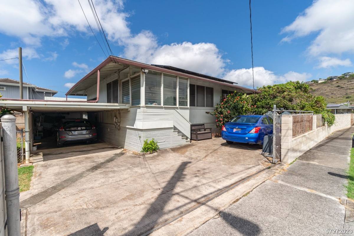 House for rent at 3387 Pakui St, Honolulu, HI 96816