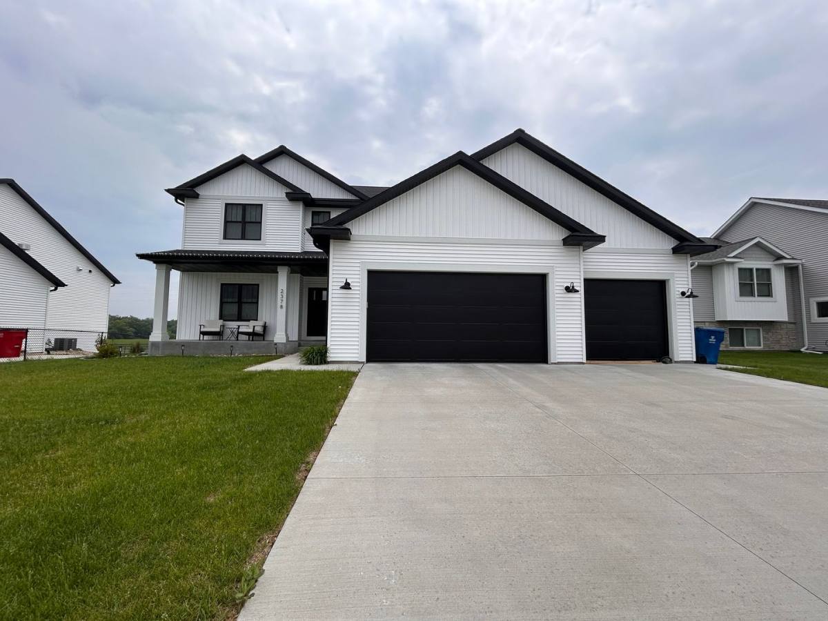 House for rent at 2378 Phoenix Rd SW, Rochester, MN 55902