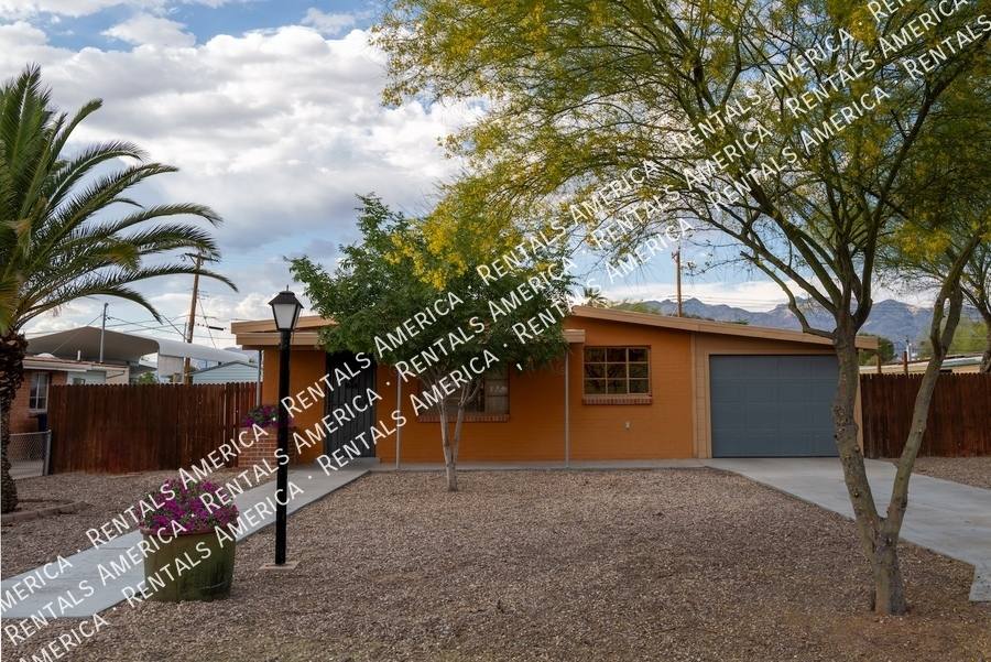 House for rent at 4307 E Hayhurst St, Tucson, AZ 85712