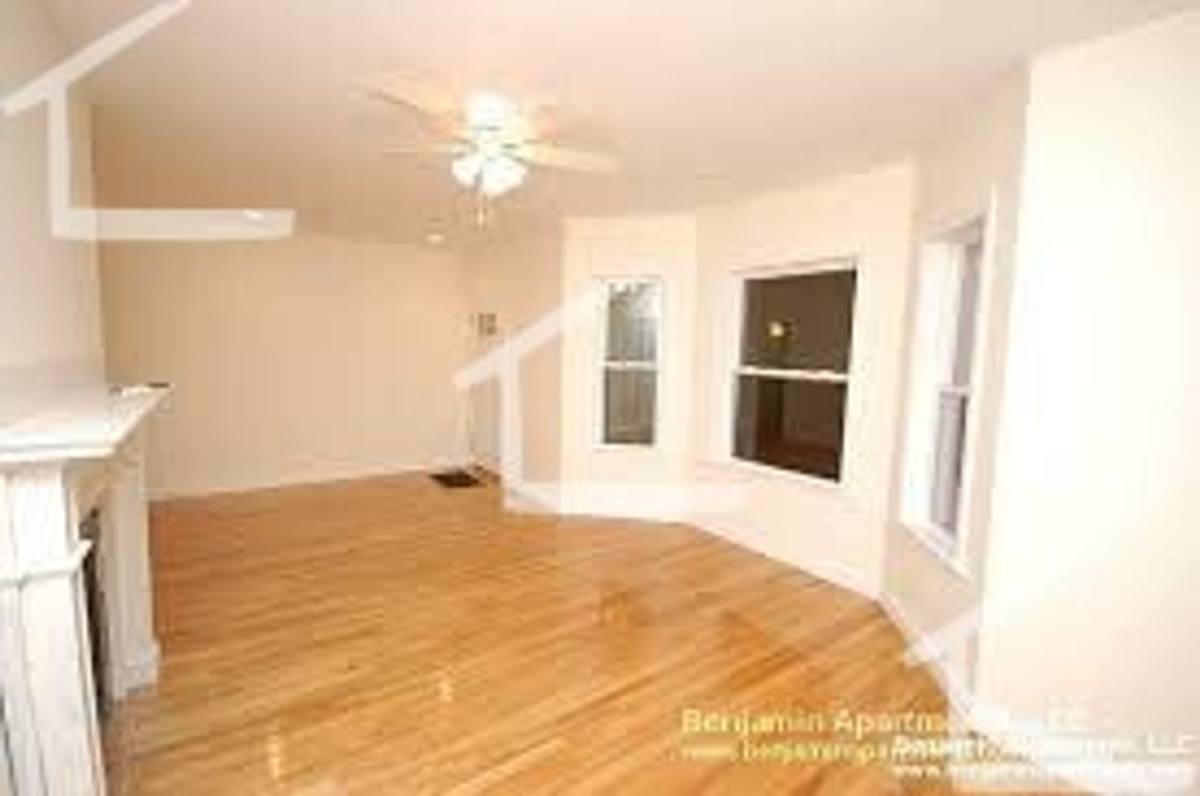 168 Fuller St #1A, Brookline, MA 02446