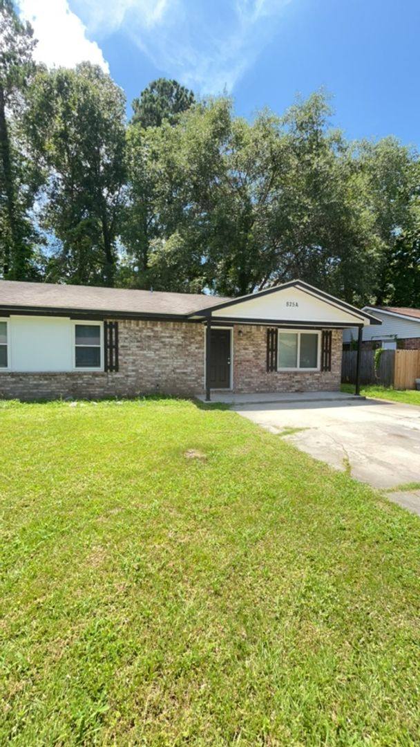 House for rent at 825 A Sandpiper Dr, Ladson, SC 29456