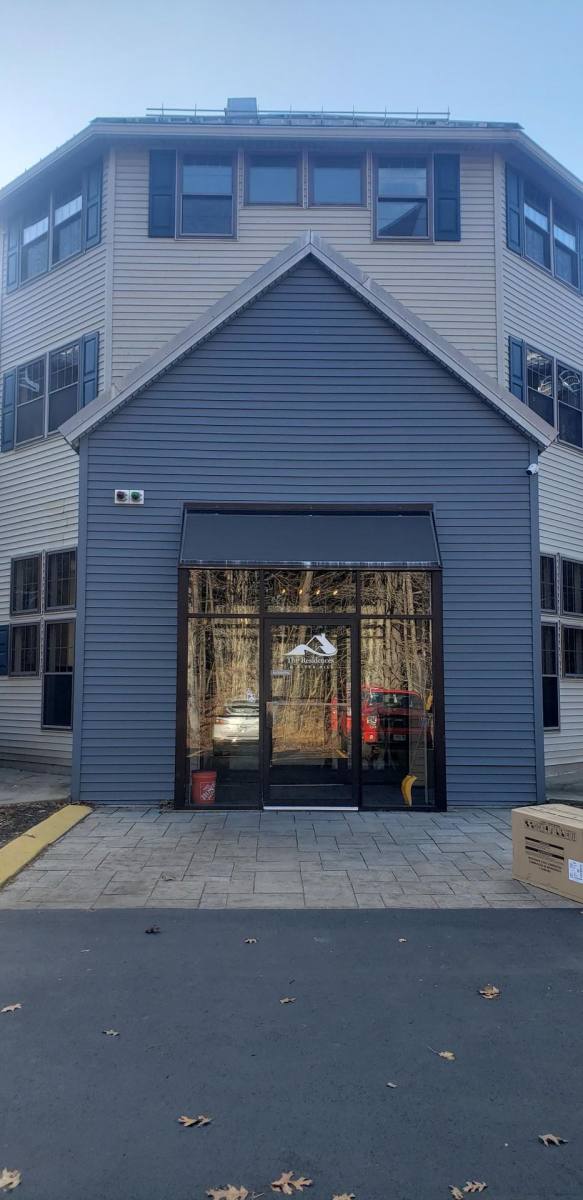 Apartment for rent at 512 W River Rd, Hooksett, NH 03106