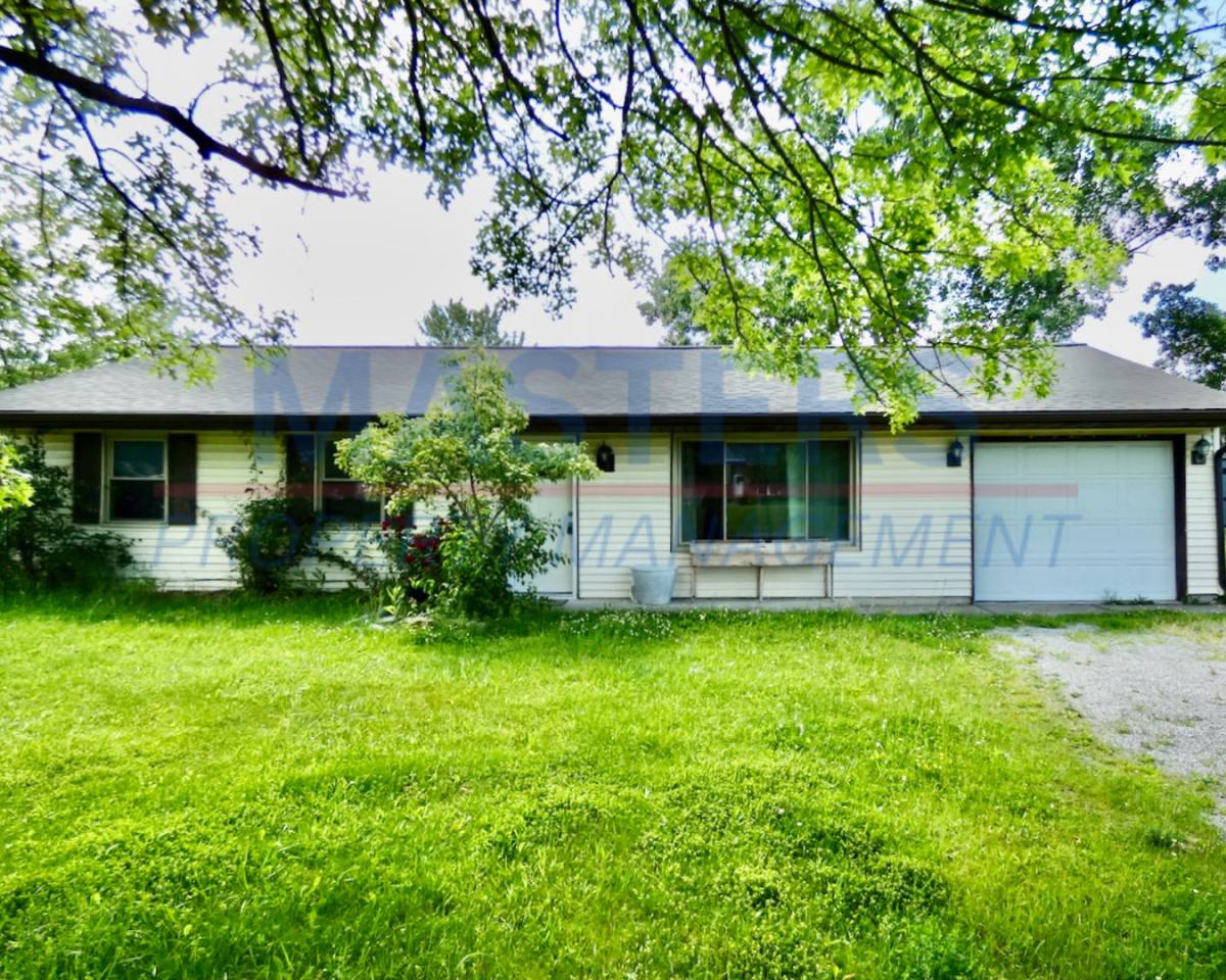 House for rent at 4320 W Rolling Meadows Blvd, Defiance, OH 43512