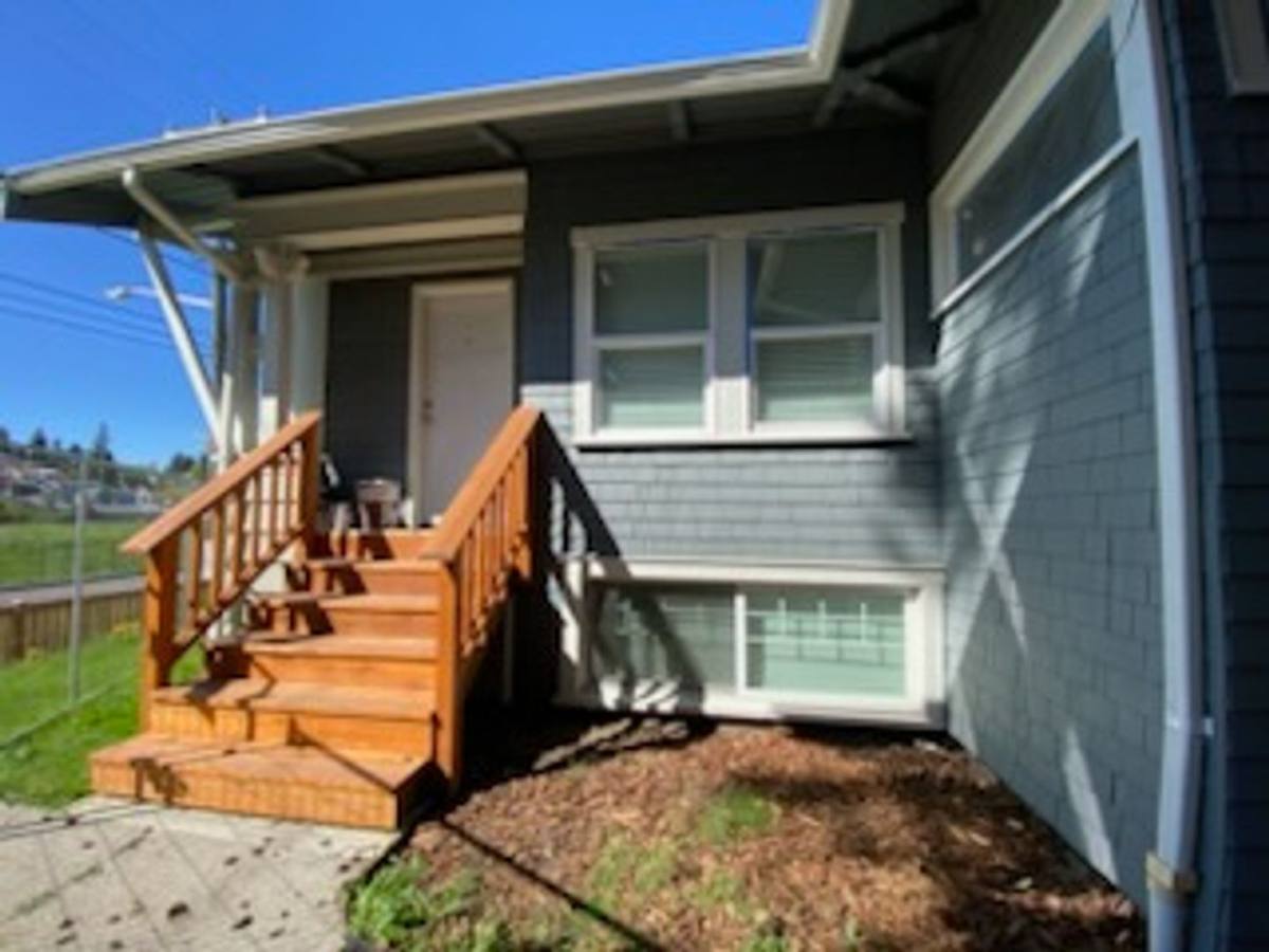 Apartment for rent at 4724 7th Ave NE, Seattle, WA 98105
