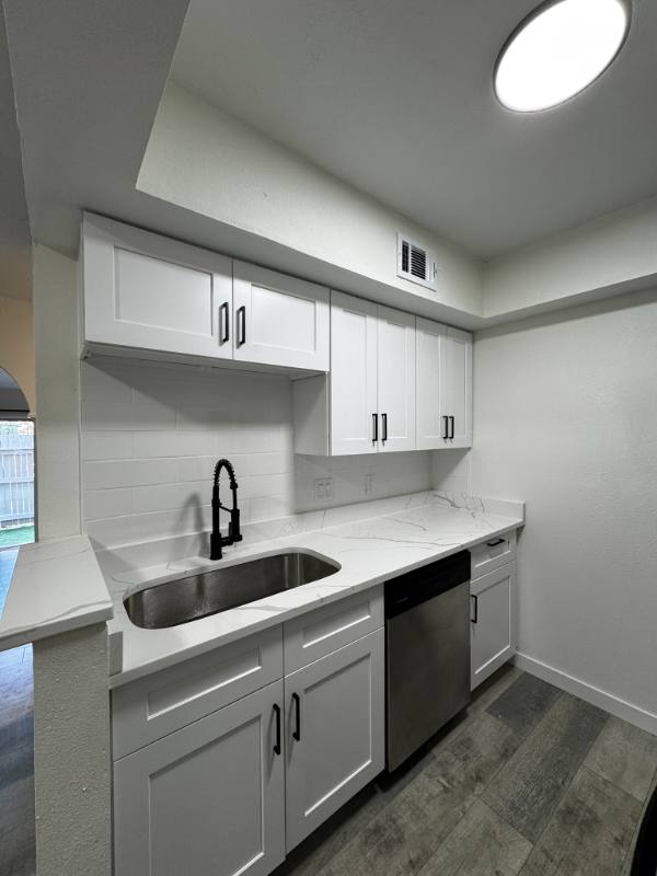Condo for rent at 170 De Chantle Rd #202, San Antonio, TX 78201