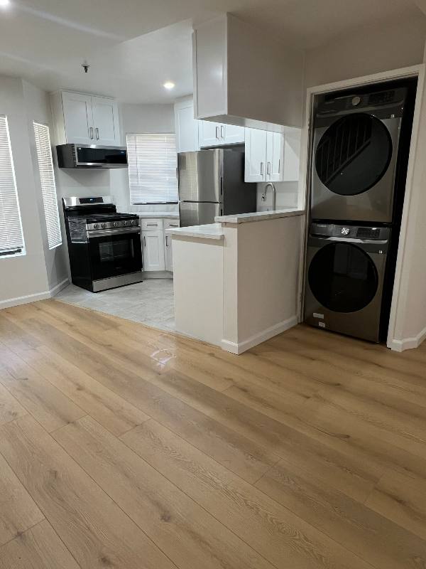 Townhouse for rent at 1244 Stanley Ave #1, Glendale, CA 91206