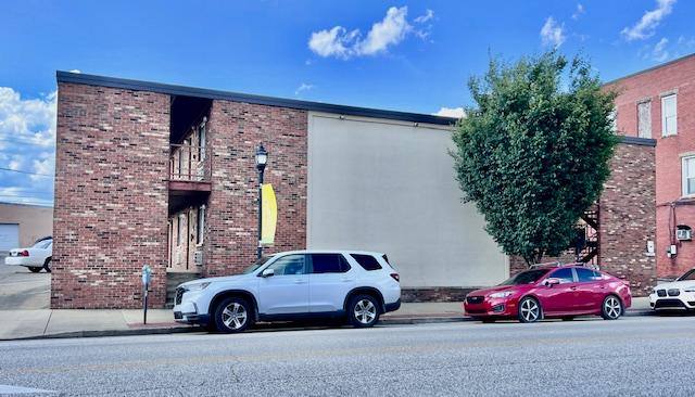 Apartment for rent at 1340 4th Ave #10, Huntington, WV 25701