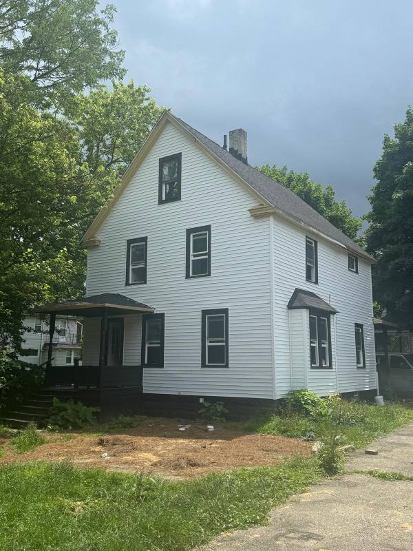 House for rent at 3202 Bradwell Ave #3, Cleveland, OH 44109