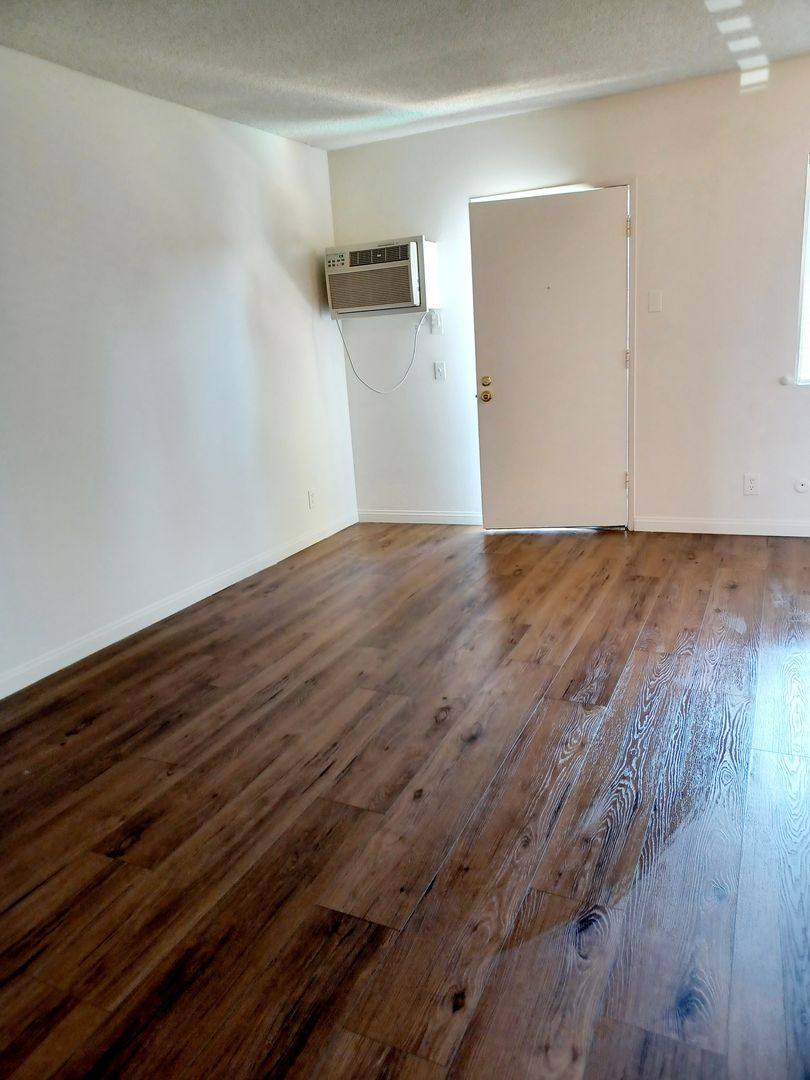 Apartment for rent at 7521 & 7528 Canby Ave, Reseda, CA 91335