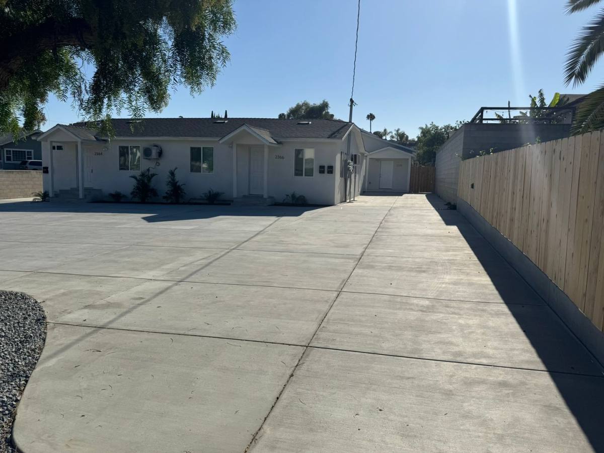 Apartment for rent at 2364-2370 Main St, Lemon Grove, CA 91945