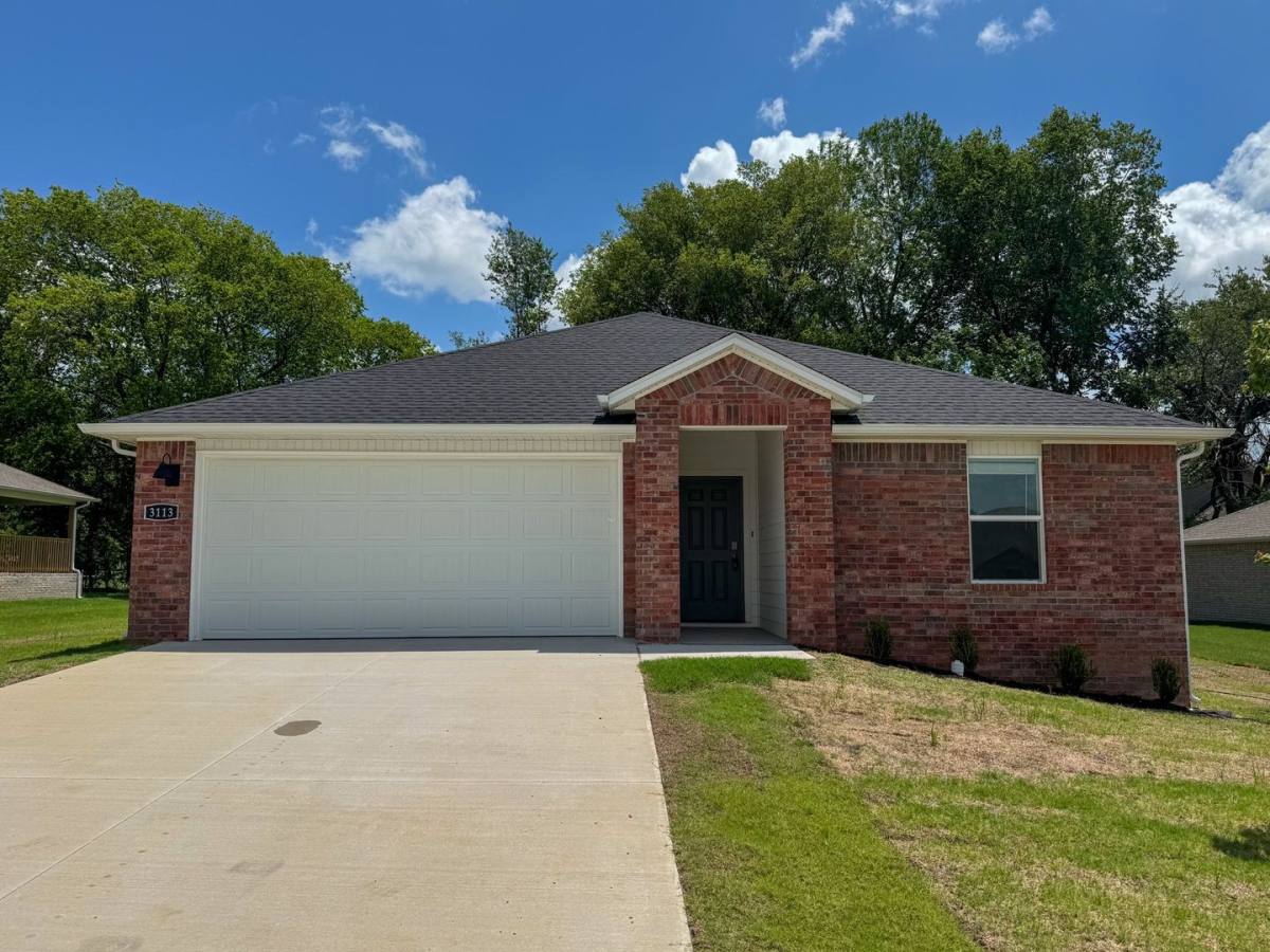 House for rent at 3113 N Bella St, Siloam Springs, AR 72761