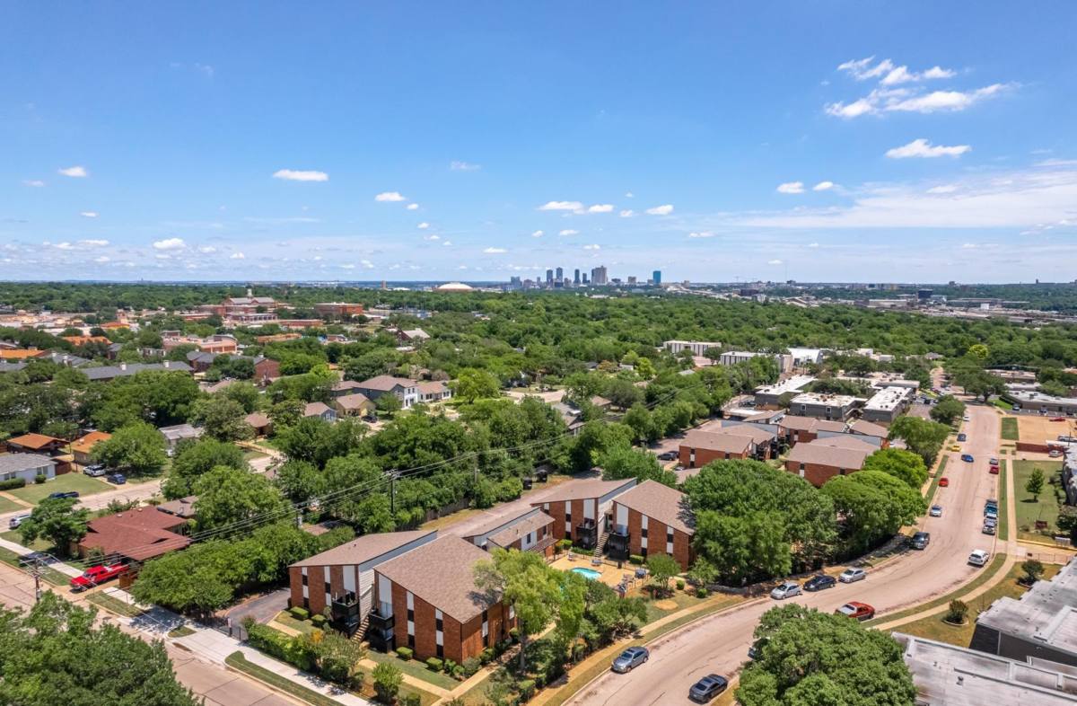 Apartment for rent at Slate Apartment Homes, 4720 Wellesley Ave, Fort Worth, TX 76107