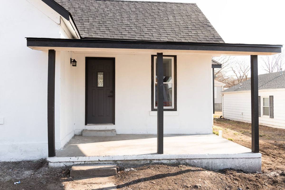 House for rent at 403 N 6th St, Saint Marys, KS 66536
