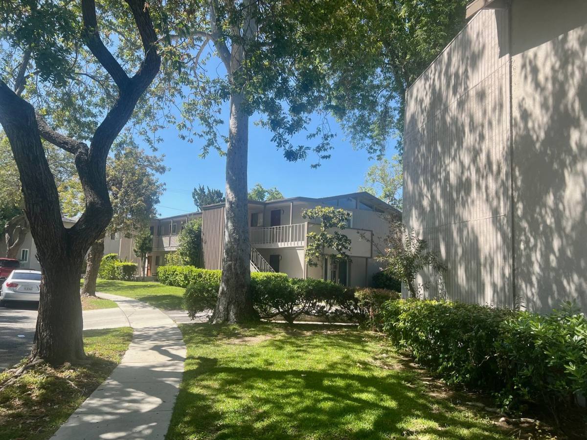 Apartment for rent at 2763 Calle Quebracho, Thousand Oaks, CA 91360