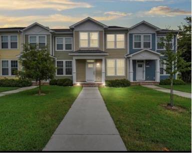Townhouse for rent at Bayview, 928 Hillside Ave, Norfolk, VA 23503