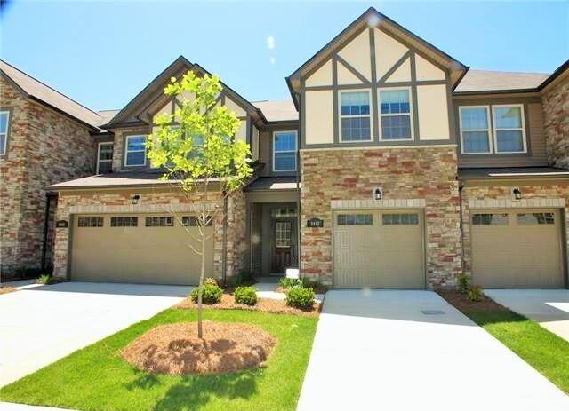 Townhouse for rent at Stonehaven at Berewick a, 9453 Glenburn Lane #1, Charlotte, NC 28278