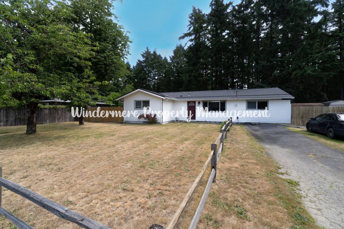 House for rent at 11731 SW Gable Ave, Port Orchard, WA 98367