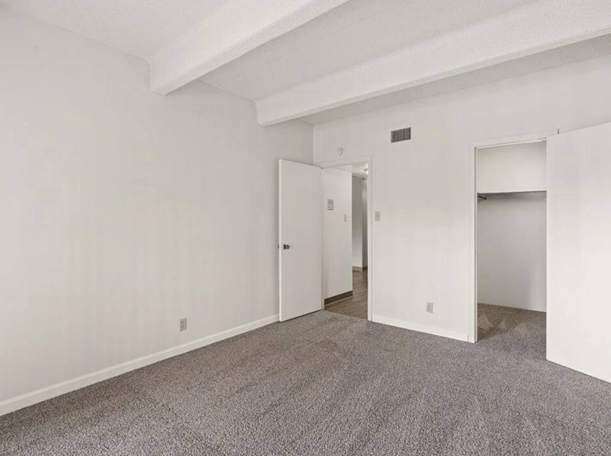 Apartment for rent at La Vida Buena, 2201 Ambassador Rd NE, Albuquerque, NM 87112