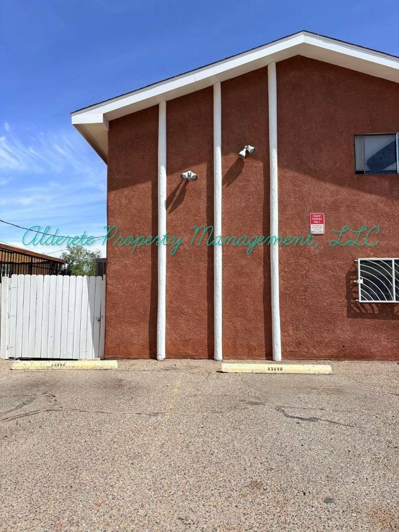 Apartment for rent at 8309 Trumbull Ave SE #B, Albuquerque, NM 87108