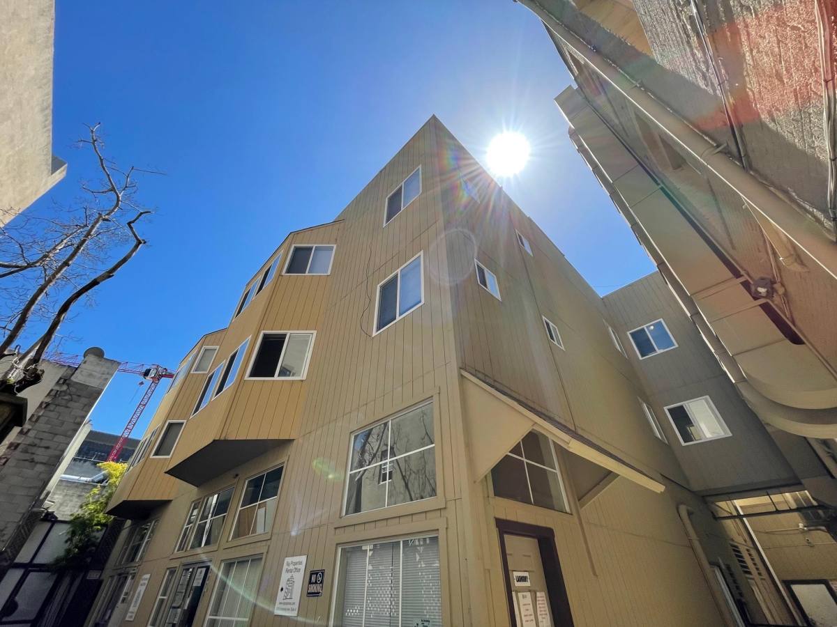 Apartment for rent at 2070 University Ave, Berkeley, CA 94704