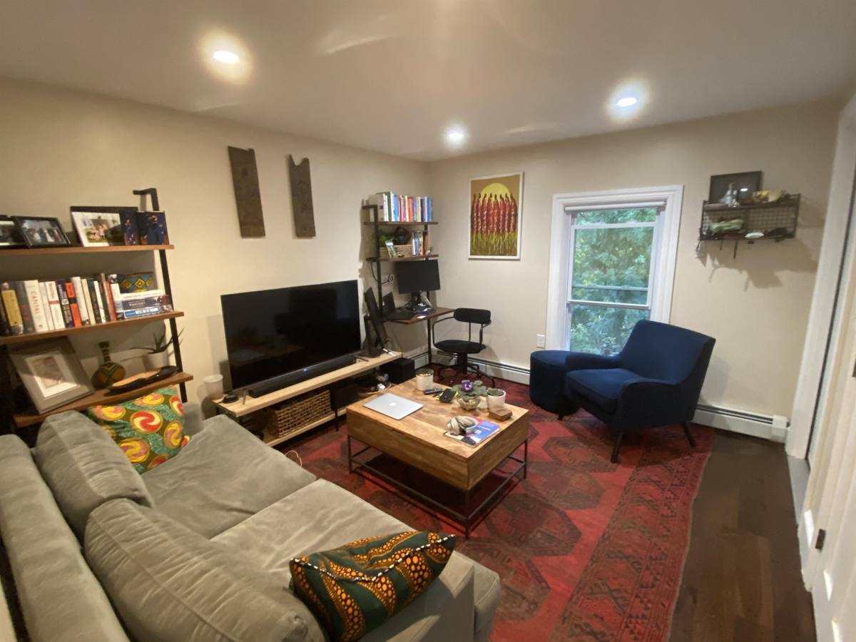 Apartment for rent at 43 Harrison St #43-3, Providence, RI 02909
