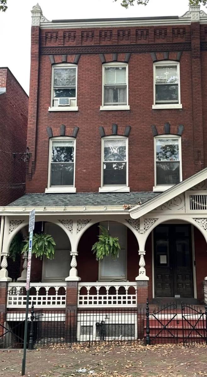 Apartment for rent at 27 N Shippen St #2, Lancaster, PA 17602