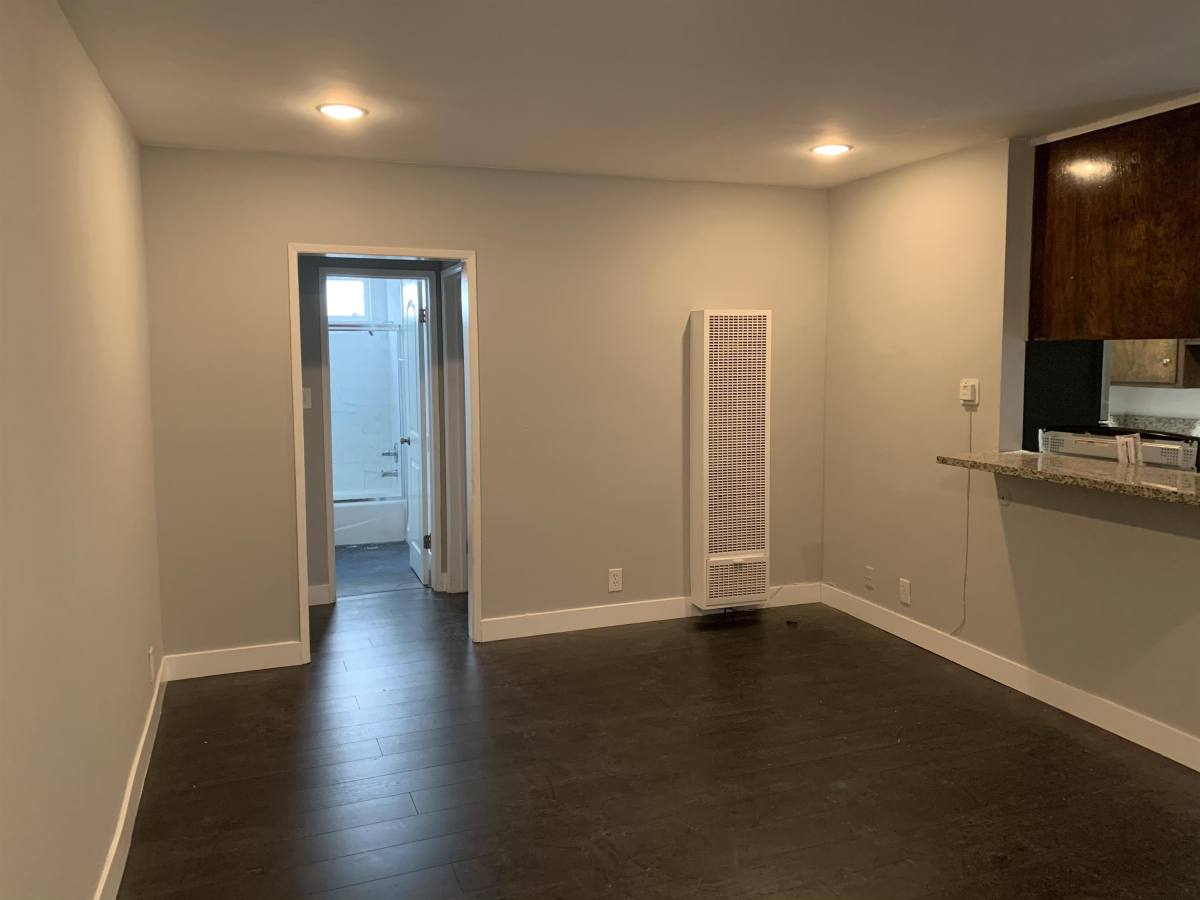 Apartment for rent at 1327 South Street Andrews Place, 1327 S St Andrews Place #7, Los Angeles, CA 90019