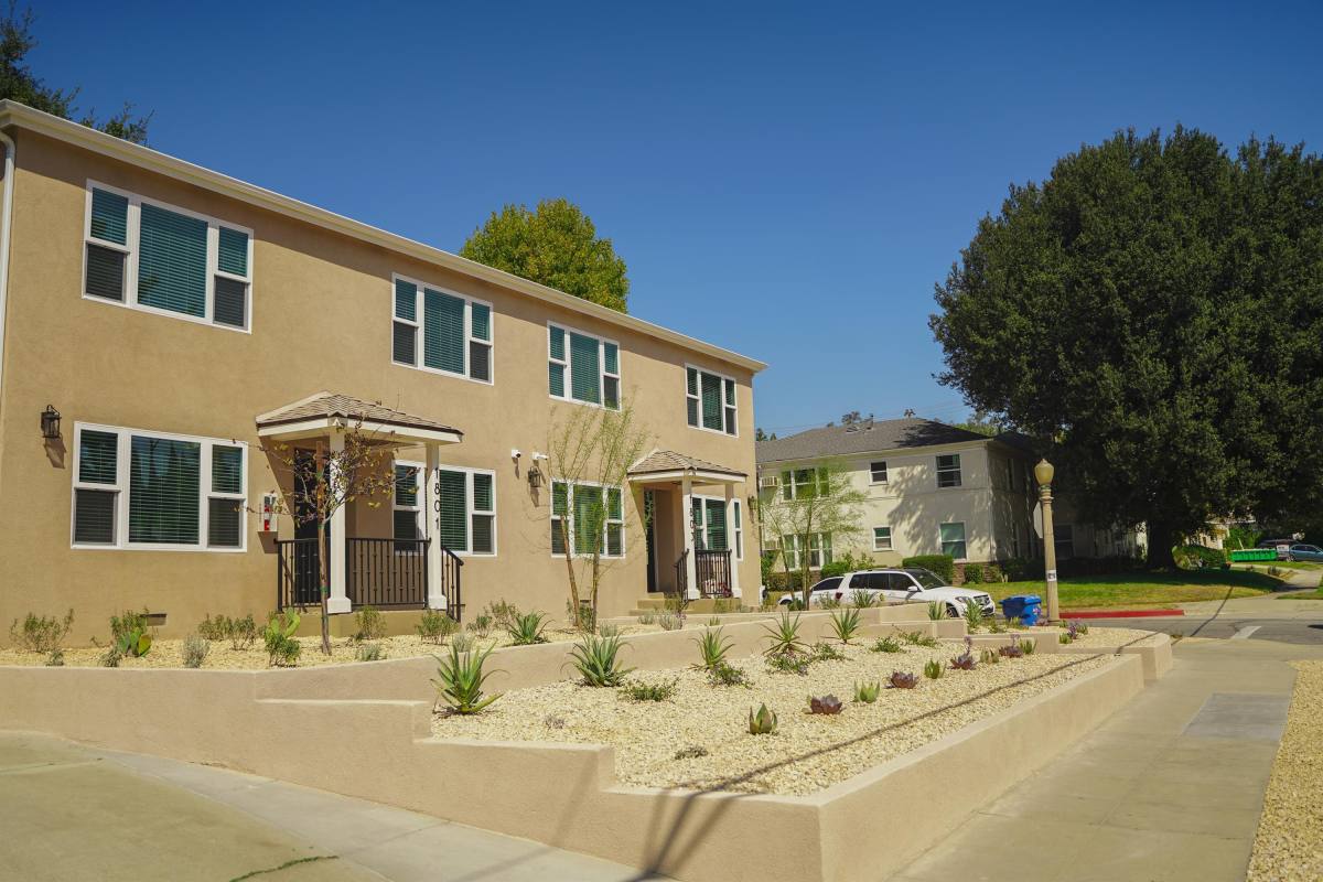 House for rent at 1801-1803 E Chevy Chase Dr & 605 Corwin Ave, Glendale, CA 91206