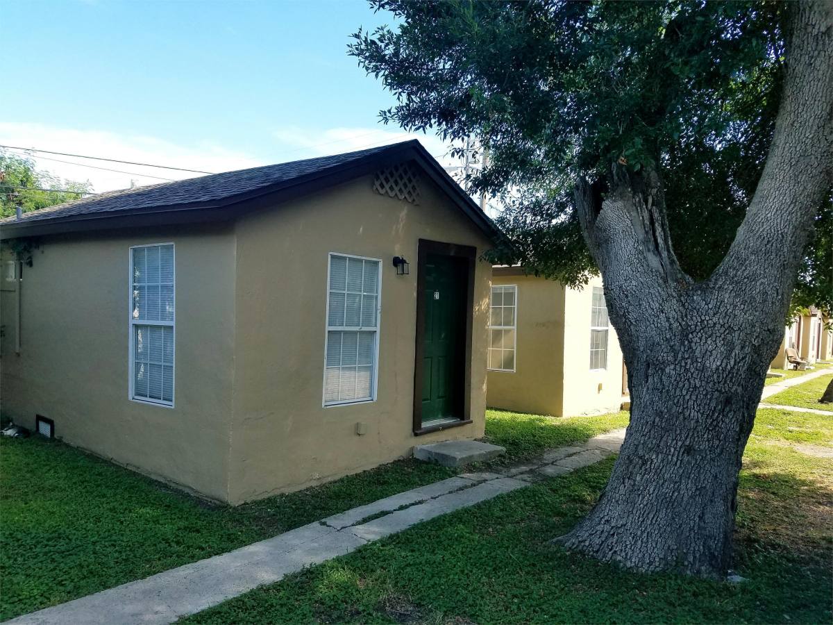 Apartment for rent at 3115 Agnes St, Corpus Christi, TX 78401