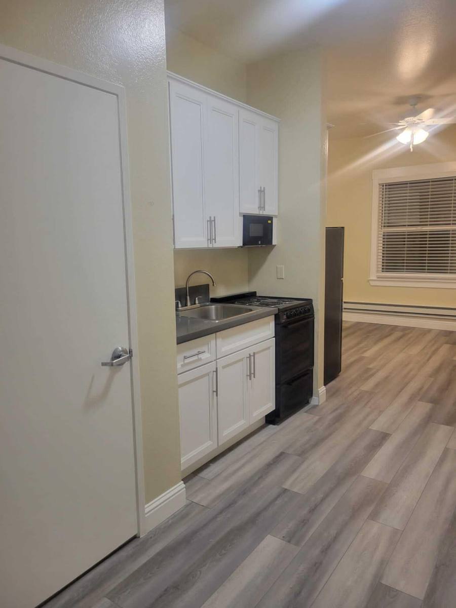 Apartment for rent at 2070 University Ave, Berkeley, CA 94704