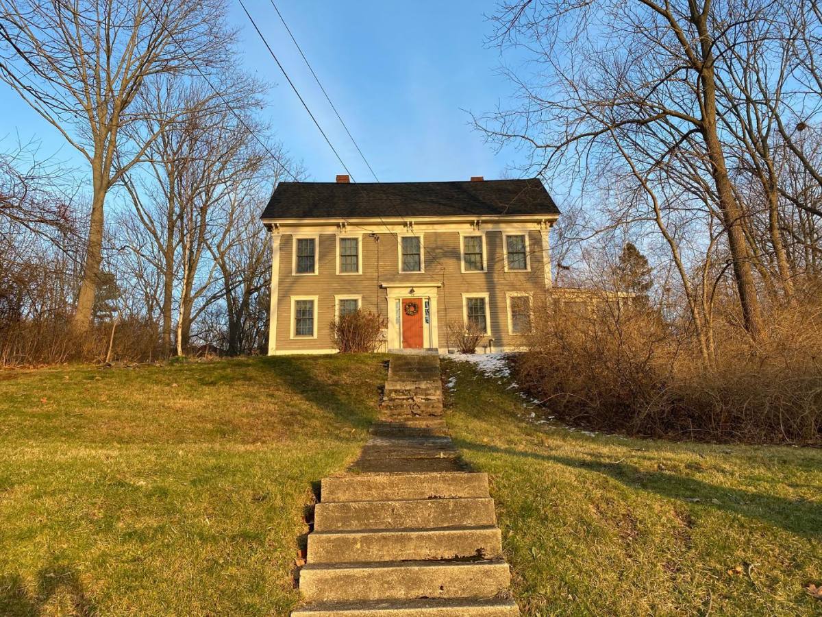 House for rent at 79 Whipple Rd, Kittery, ME 03904