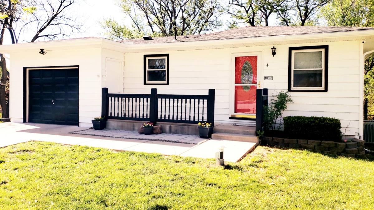 House for rent at 4 Sharps Court, Eudora, KS 66025